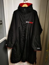dryrobe Advance Black/Red