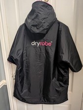 dryrobe V3 Model Black/Pink